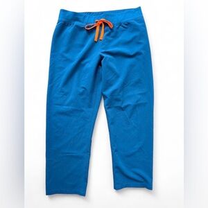 FIGS scrub pants “Livingston” style.